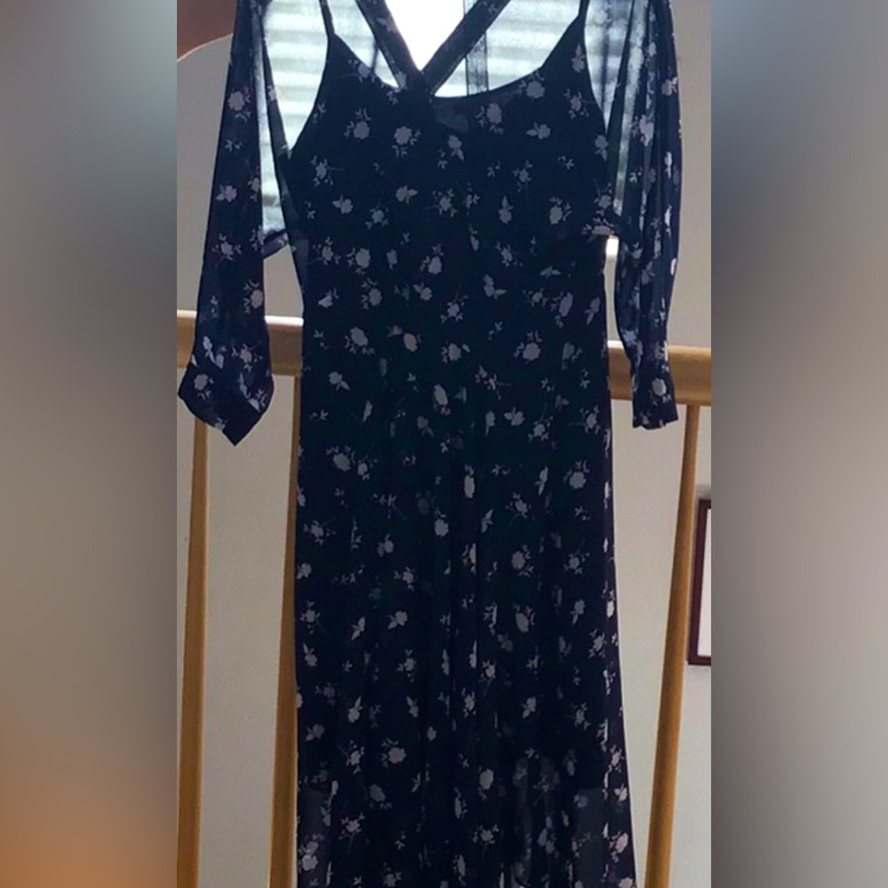 cabi flower dress (ONLY WORN TWICE)